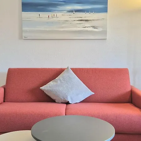 Apartment 603, Seepark